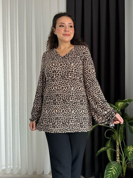 Picture of CURVY GIRL ANIMAL PRINT BLOUSE